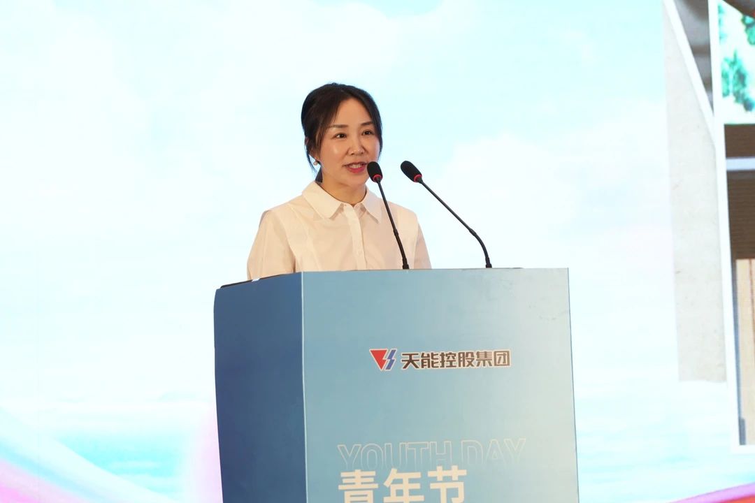 才聚bat365 智创未来|bat365青年这样过五四.jpg