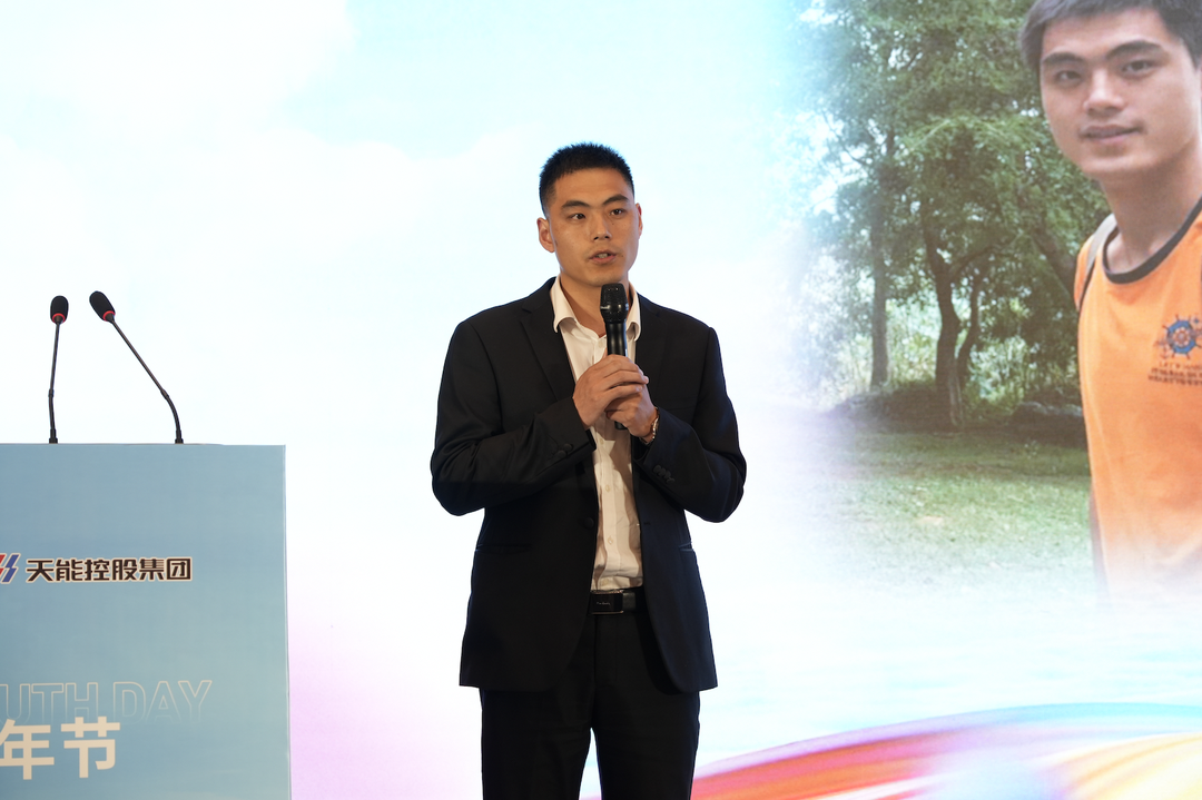 才聚bat365 智创未来|bat365青年这样过五四_1c7e971d.png